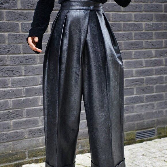 Black Elegant Women's Faux leather Baggy pocketed Pants contemporary high street - Picture 3 of 6